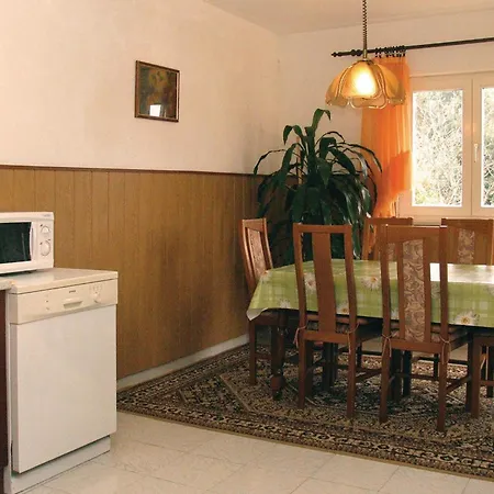 Awesome In Kneze With Kitchen * Pupnat