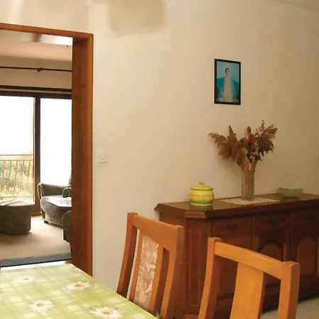 Awesome In Kneze With Kitchen *