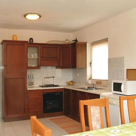 Awesome In Kneze With Kitchen * Pupnat
