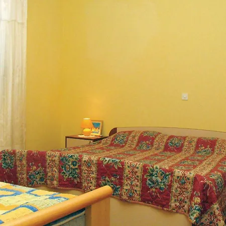 Apartmán Awesome In Kneze With Kitchen Pupnat